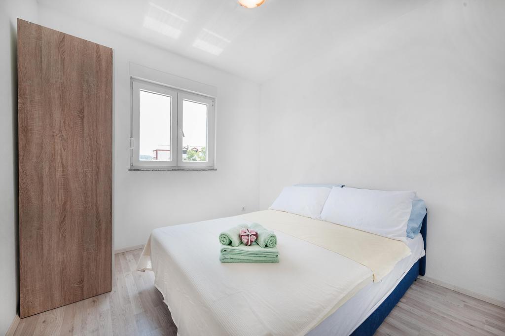 Apartments Hrvoje Водице Номер фото