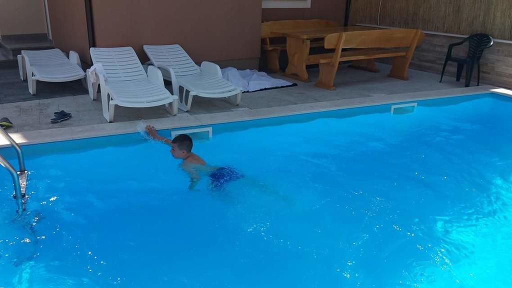 Apartments Hrvoje Водице Экстерьер фото