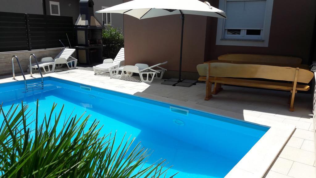 Apartments Hrvoje Водице Экстерьер фото
